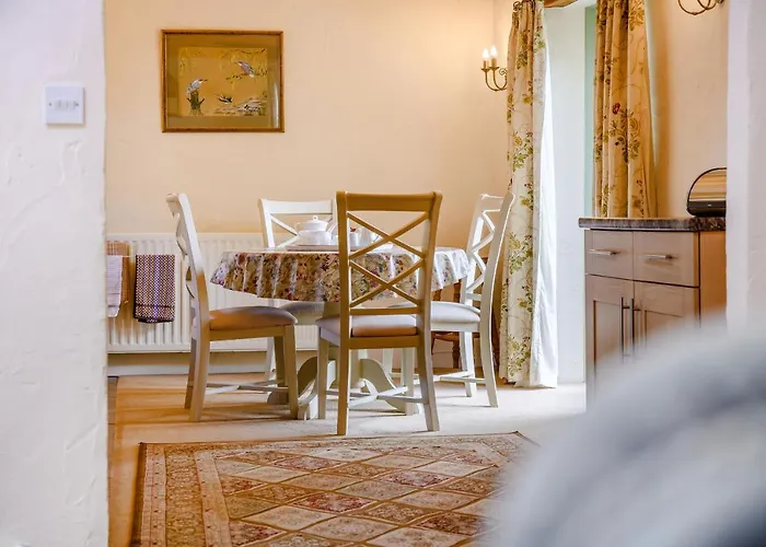 Pickle Barn * Lupton